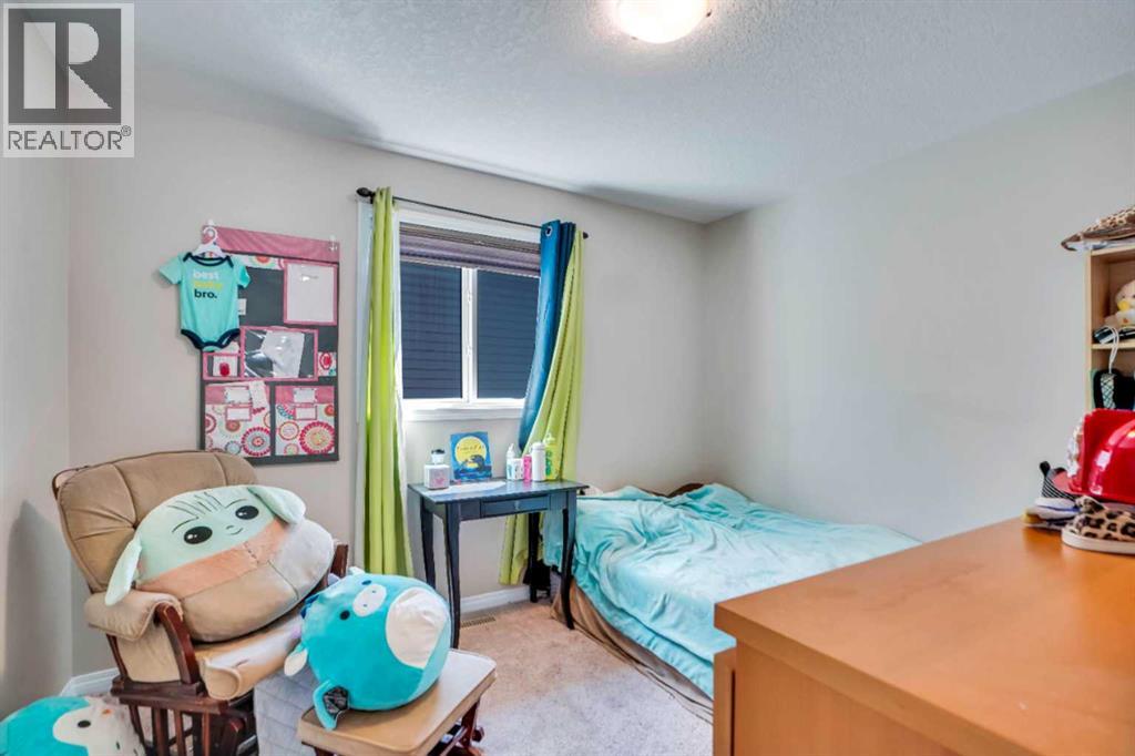 Photo 39 of 19 Hillcrest Link Sw, Airdrie AB