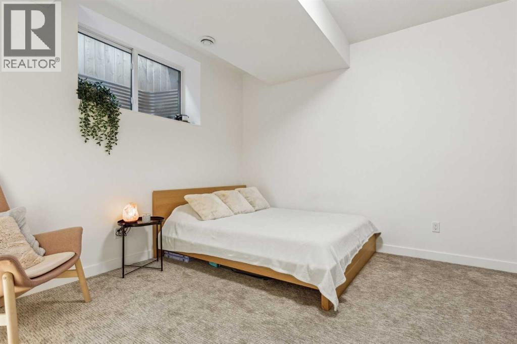 Photo 38 of 2035 Westmount Road Nw, Calgary AB