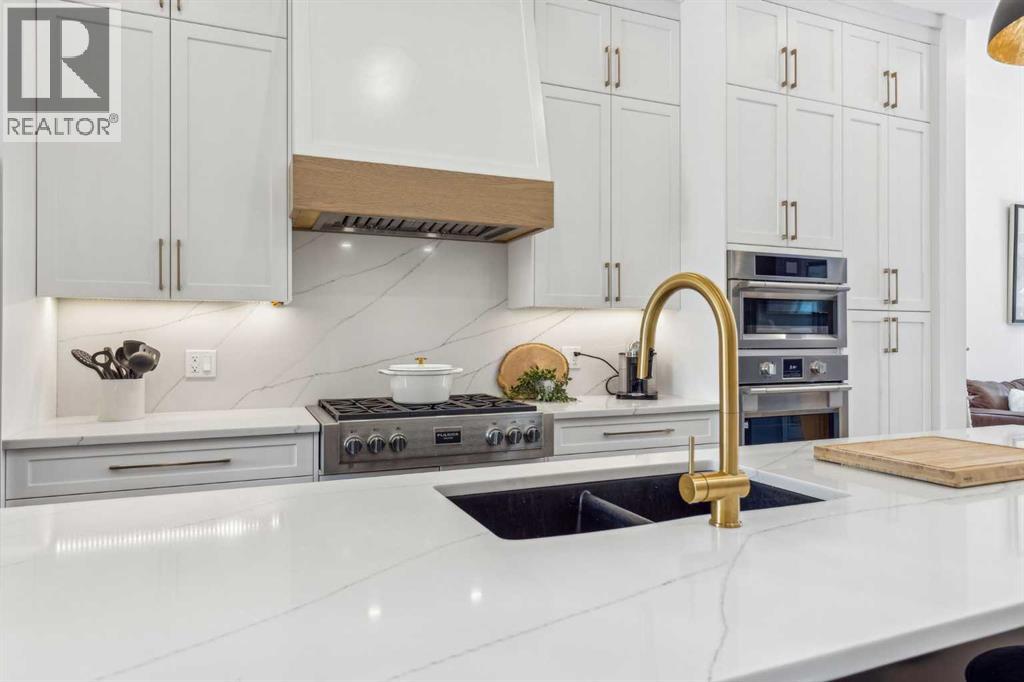 Photo 12 of 2035 Westmount Road Nw, Calgary AB