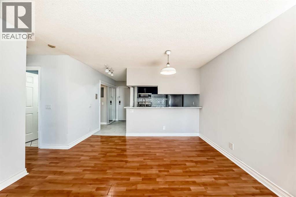 Photo 11 of 412 525 56 Avenue Sw, Calgary AB