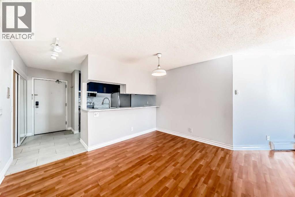 Photo 10 of 412 525 56 Avenue Sw, Calgary AB