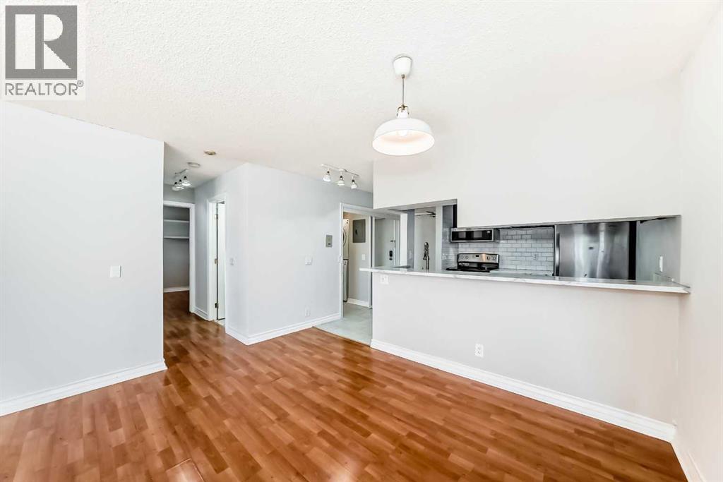 Photo 12 of 412 525 56 Avenue Sw, Calgary AB