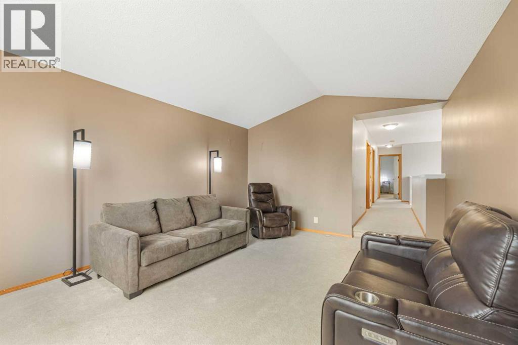 Photo 22 of 86 Tuscany Ridge View Nw, Calgary AB