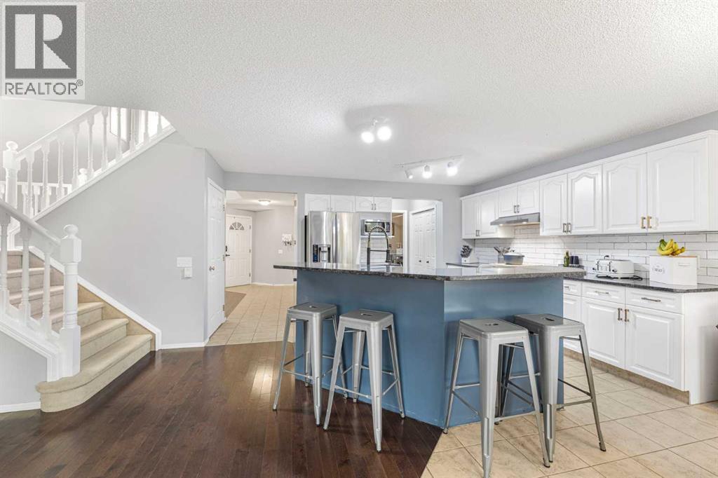 Photo 10 of 86 Tuscany Ridge View Nw, Calgary AB
