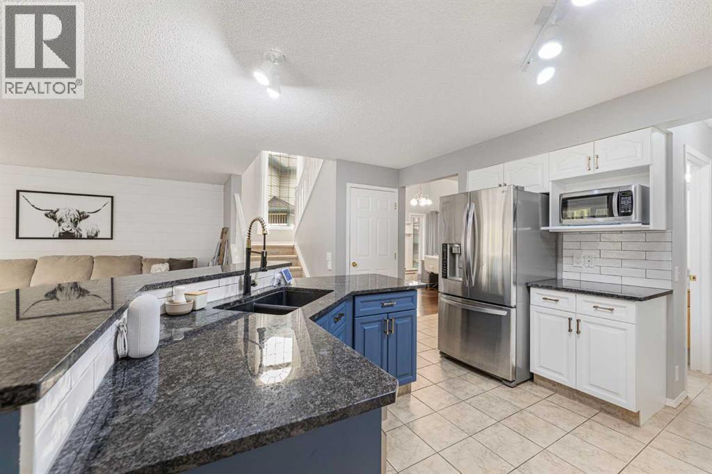 Photo 8 of 86 Tuscany Ridge View Nw, Calgary AB