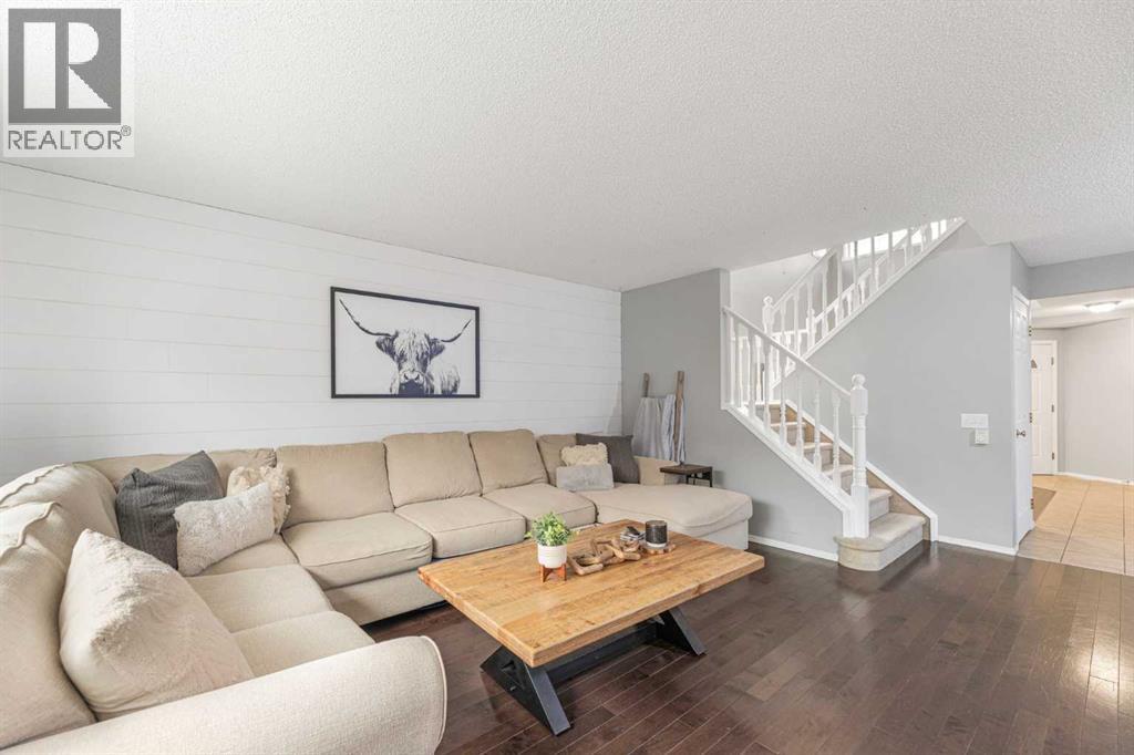 Photo 12 of 86 Tuscany Ridge View Nw, Calgary AB