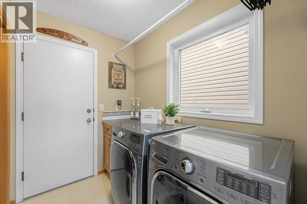 Photo 19 of 86 Tuscany Ridge View Nw, Calgary AB