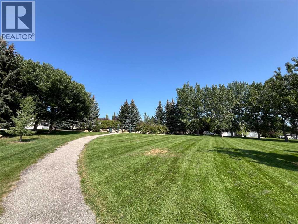 Photo 41 of 86 Tuscany Ridge View Nw, Calgary AB