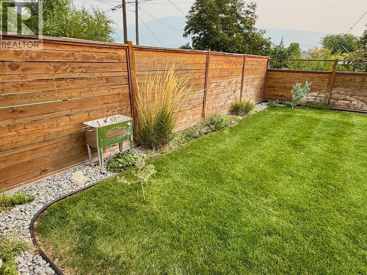 6513 HILLSIDE Street, Oliver
