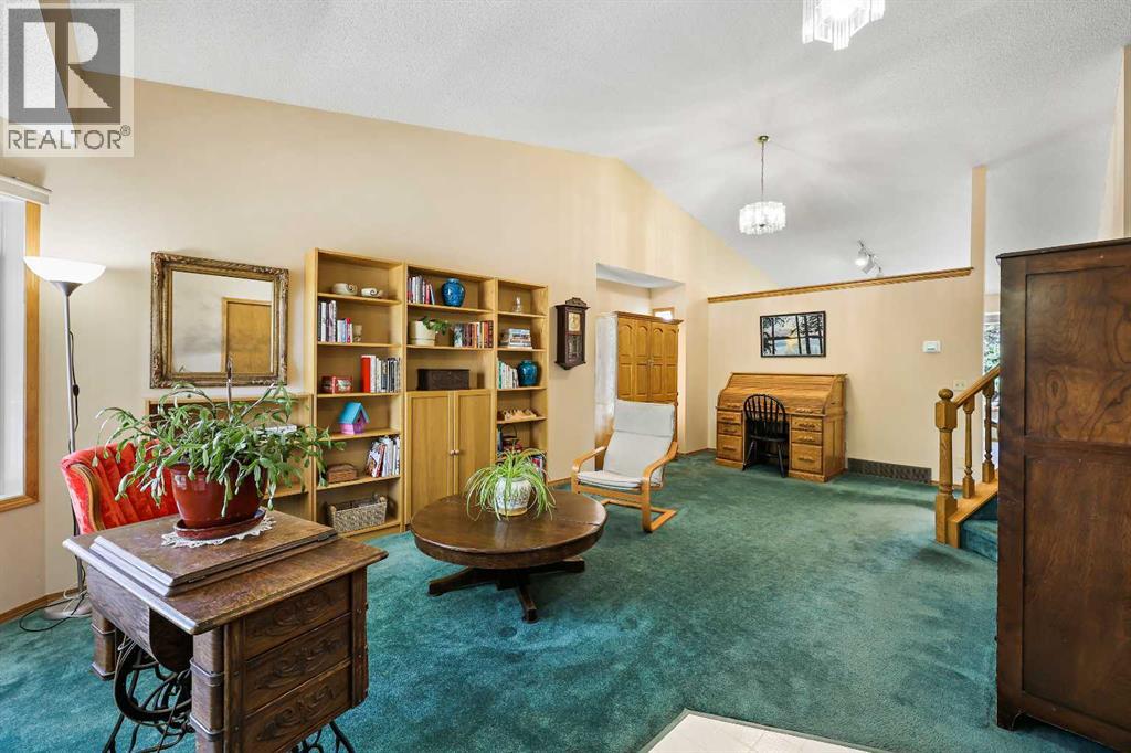 Single Family House for Sale in  Hawkmount Close NW Hawkwood Calgary 