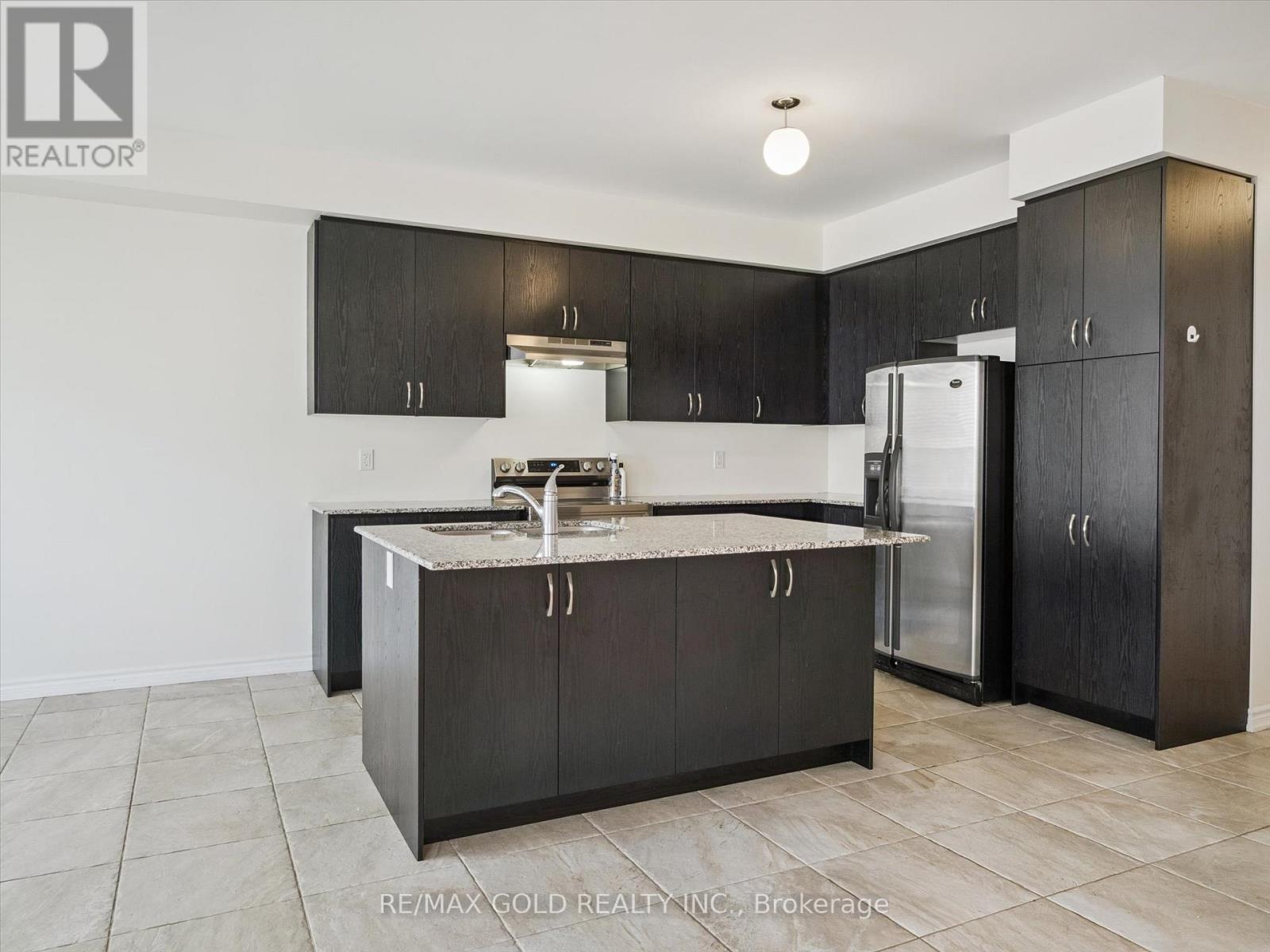 6 BANNISTER ROAD - 5