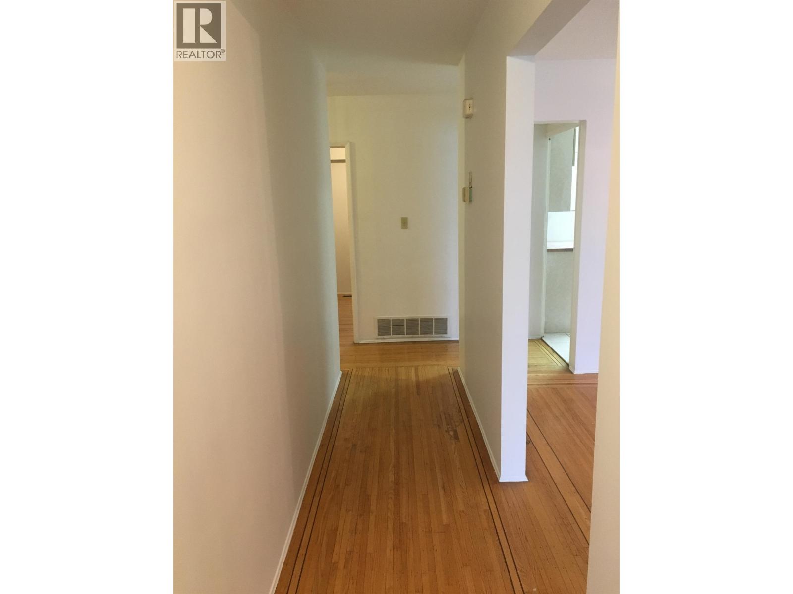 5848 CULLODEN STREET, Vancouver