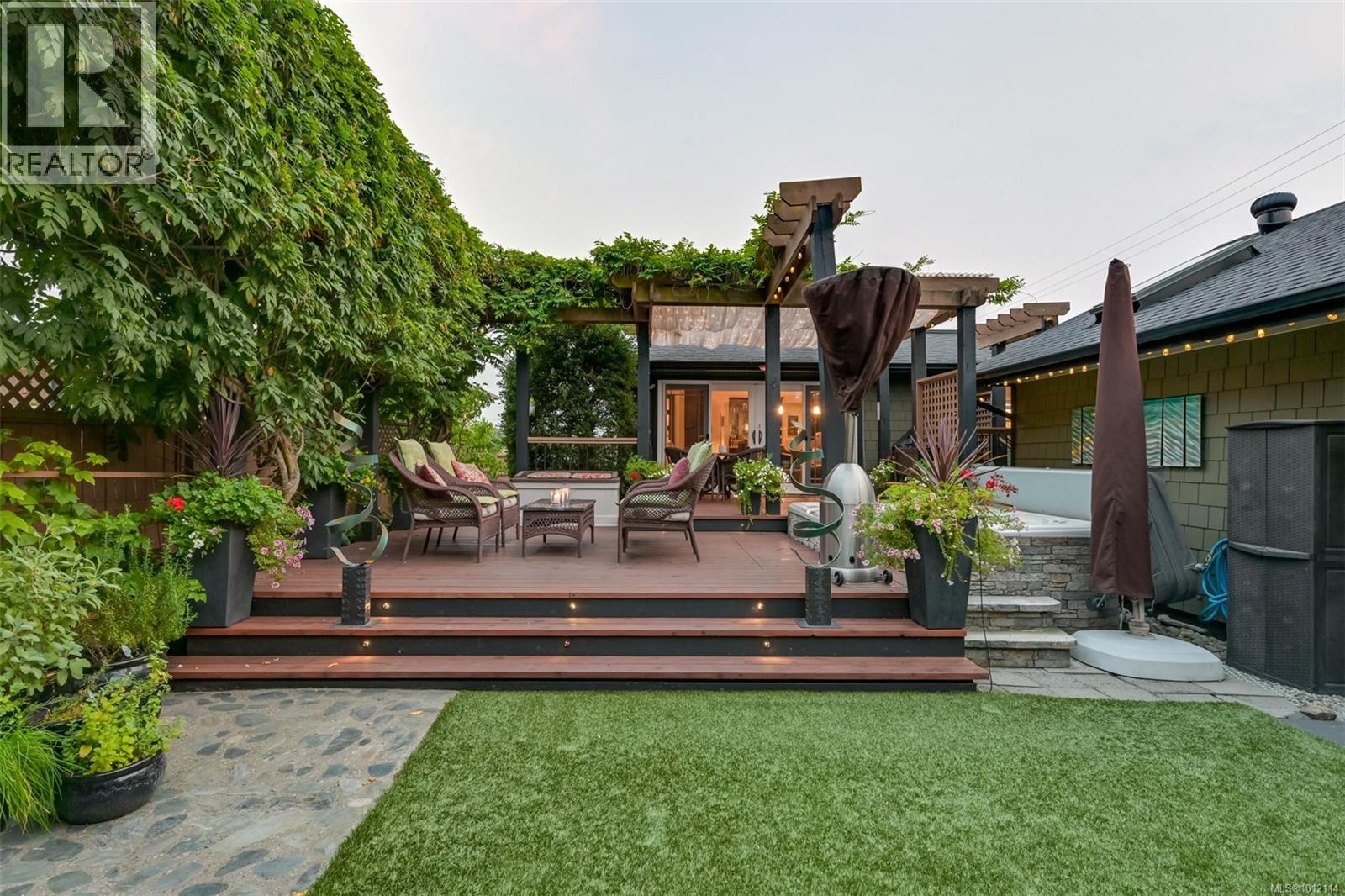  196 Homer Road, Saanich