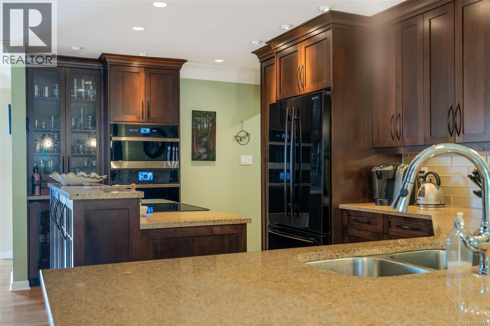  196 Homer Road, Saanich