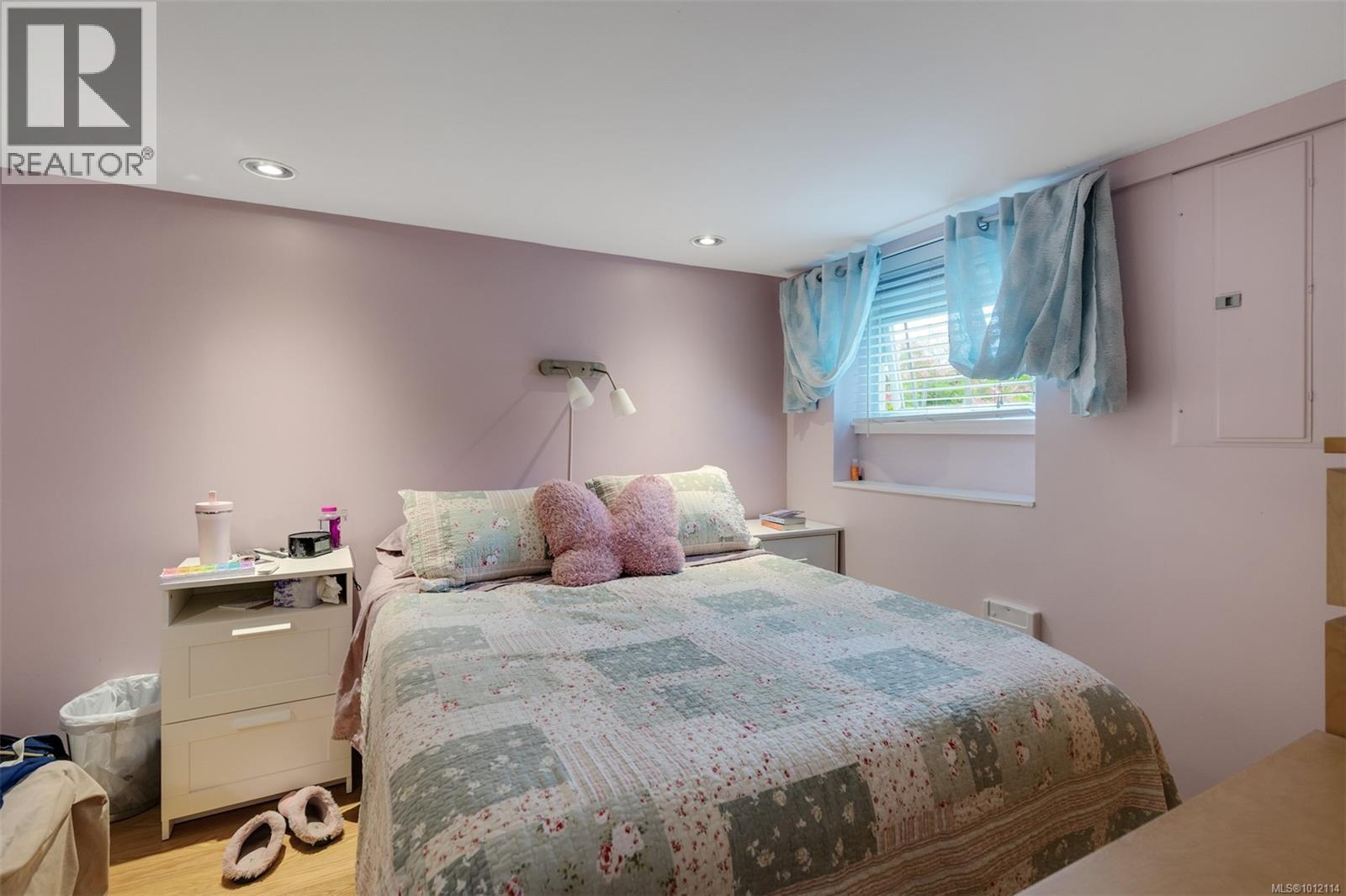  196 Homer Road, Saanich