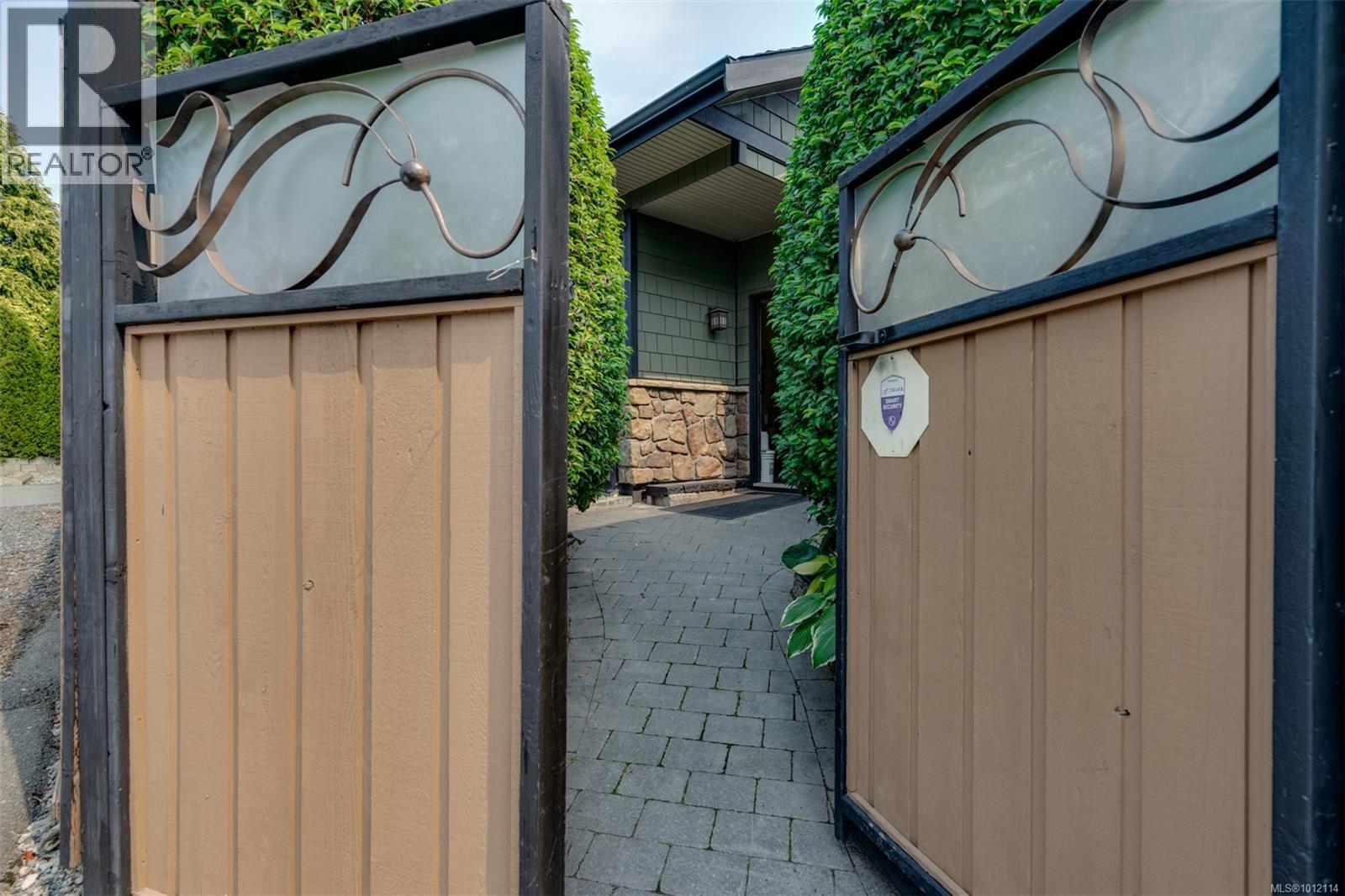  196 Homer Road, Saanich