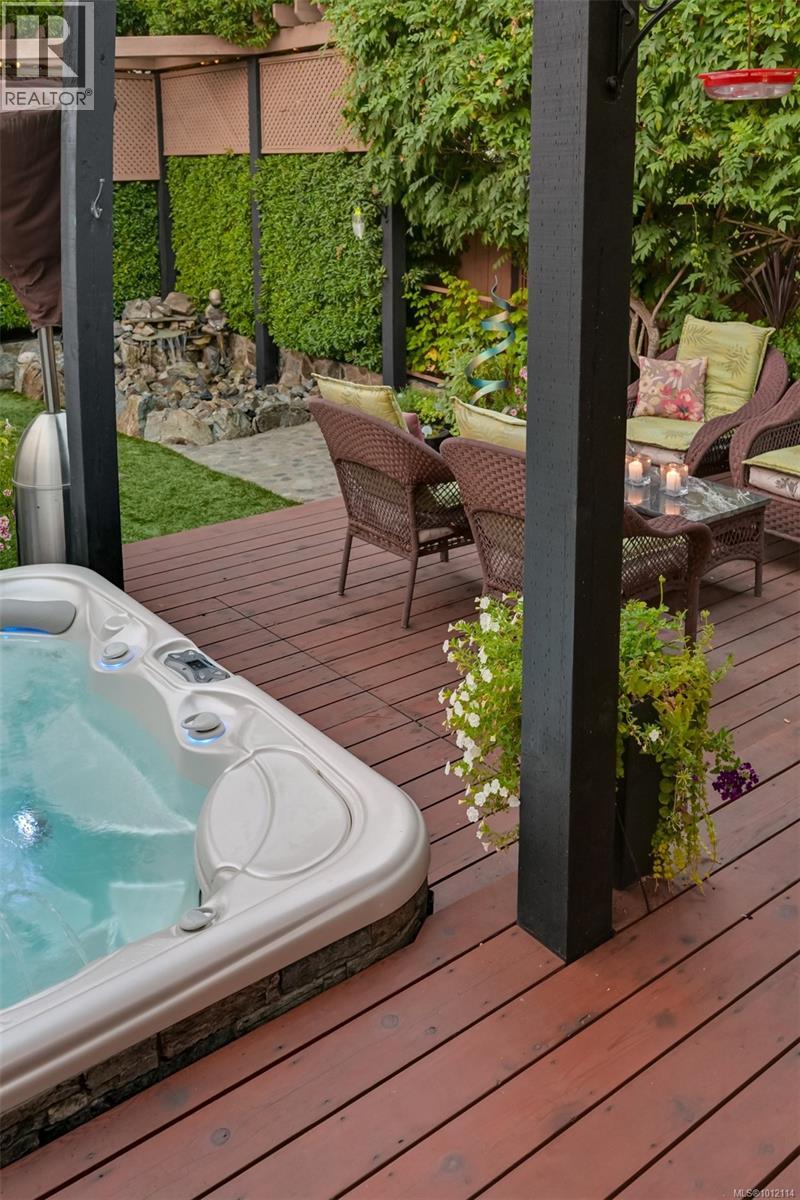  196 Homer Road, Saanich