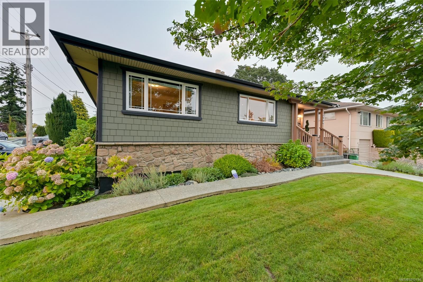  196 Homer Road, Saanich