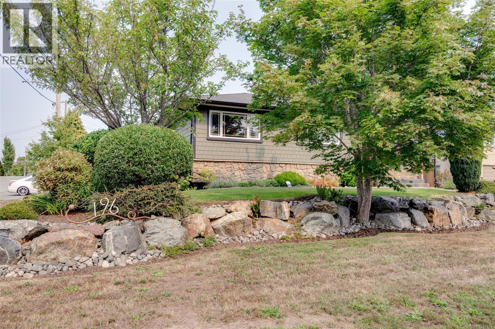  196 Homer Road, Saanich