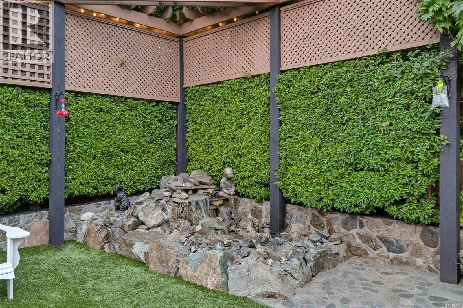  196 Homer Road, Saanich