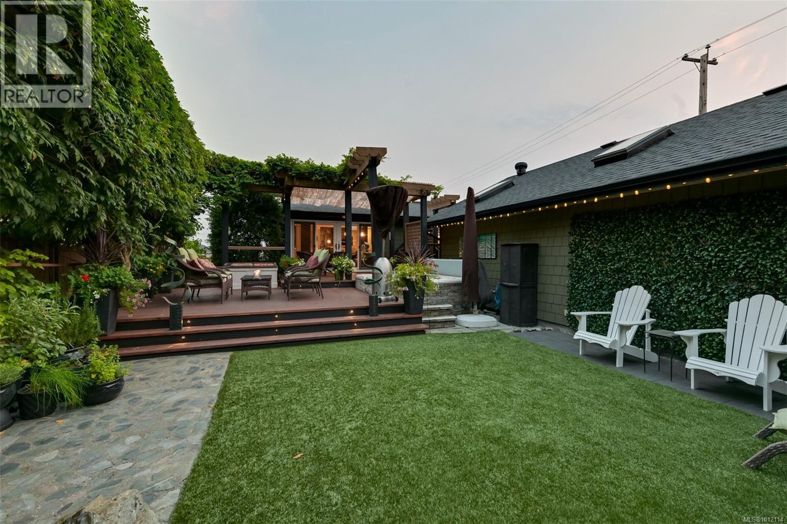  196 Homer Road, Saanich