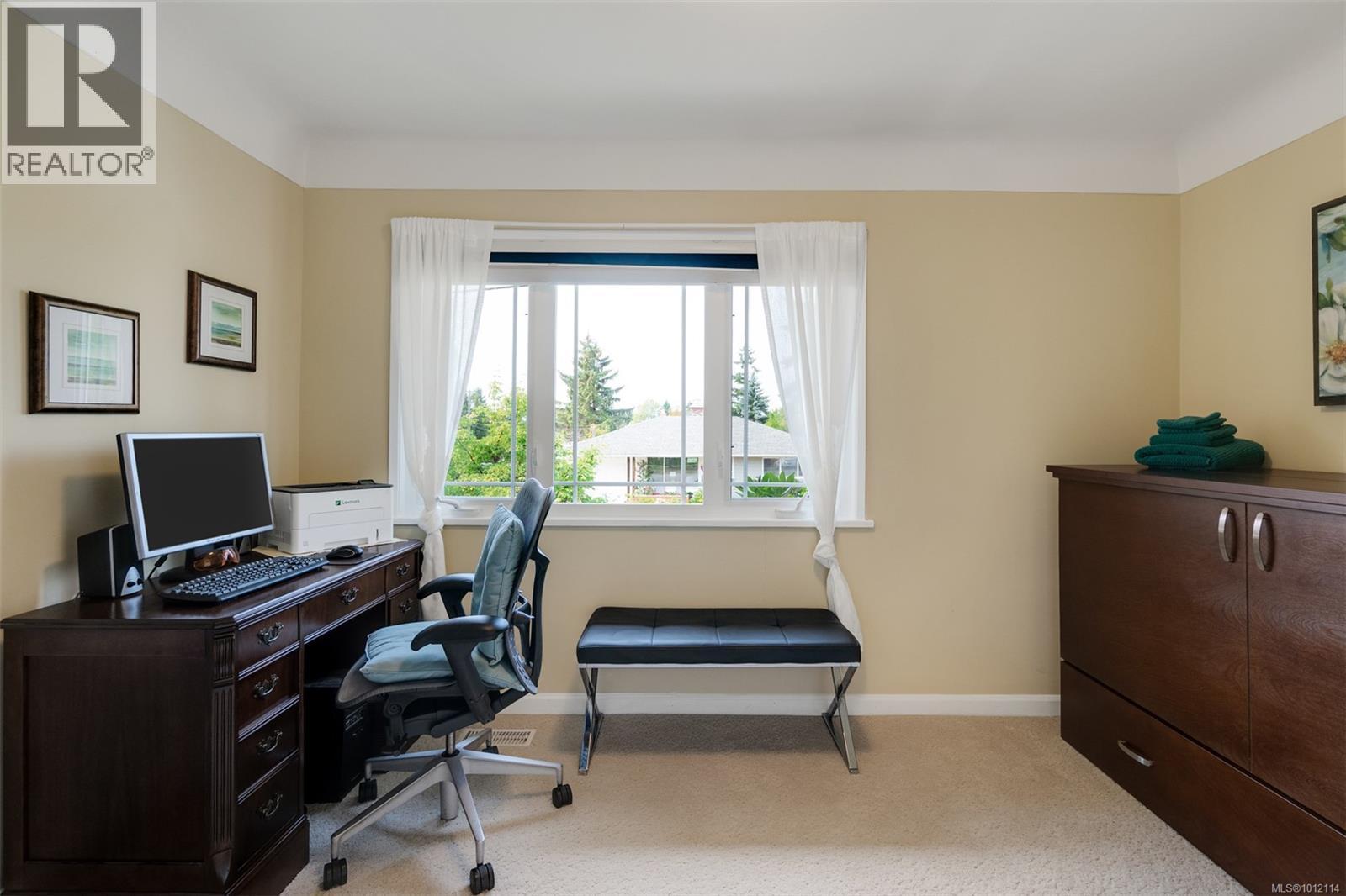  196 Homer Road, Saanich