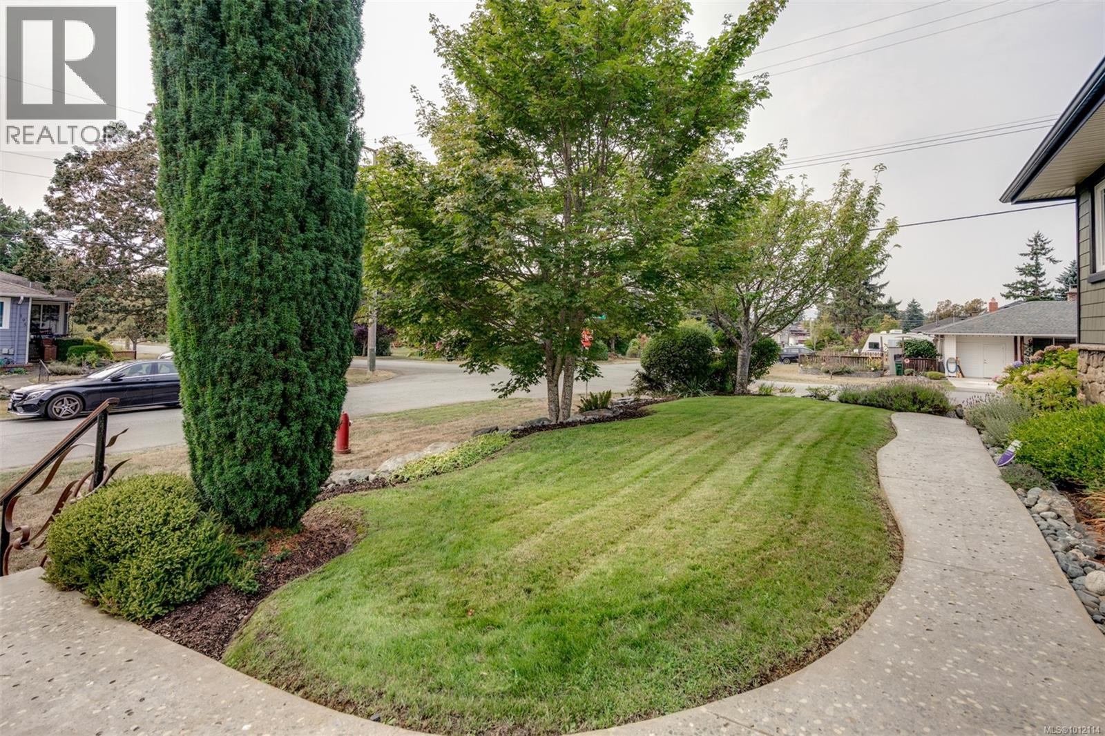  196 Homer Road, Saanich