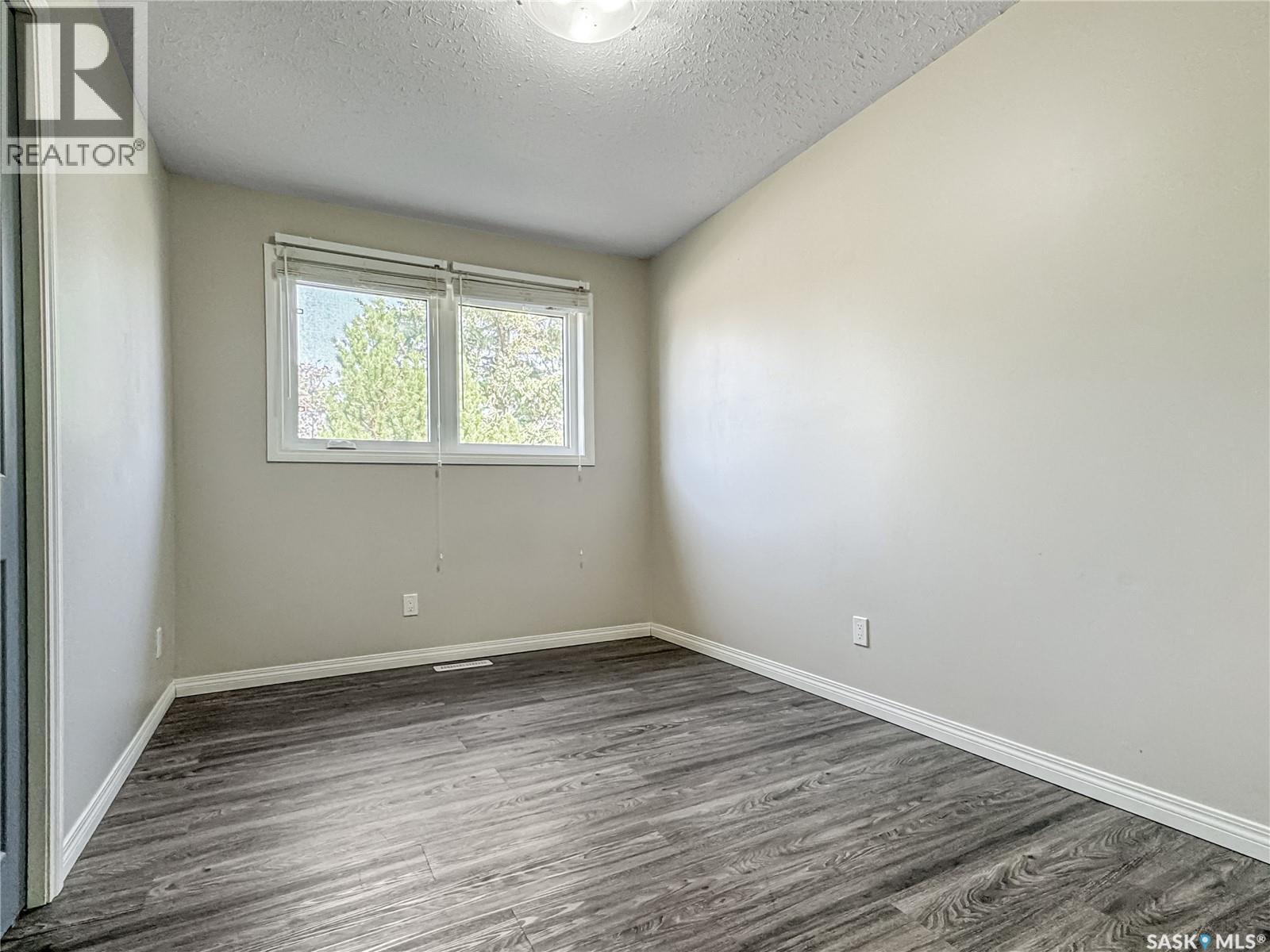308 Finley AVENUE - 11