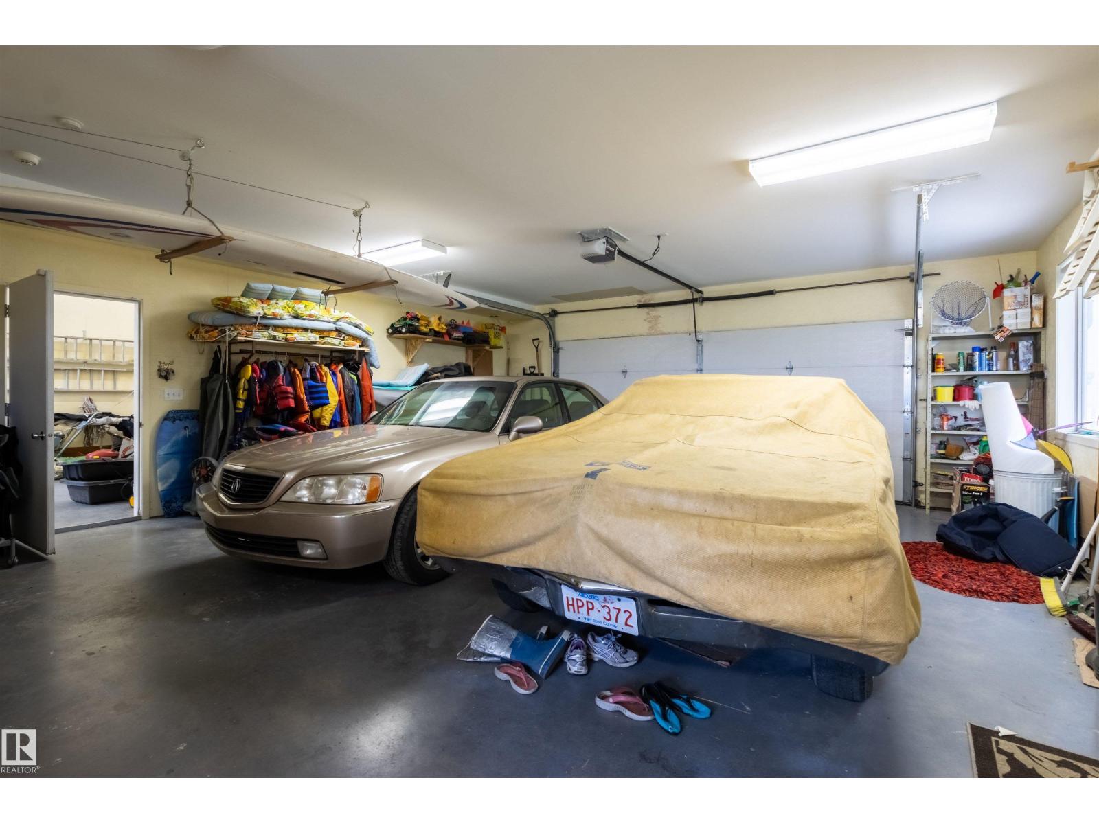 4 Sunshine Bay RD, Rural Parkland County