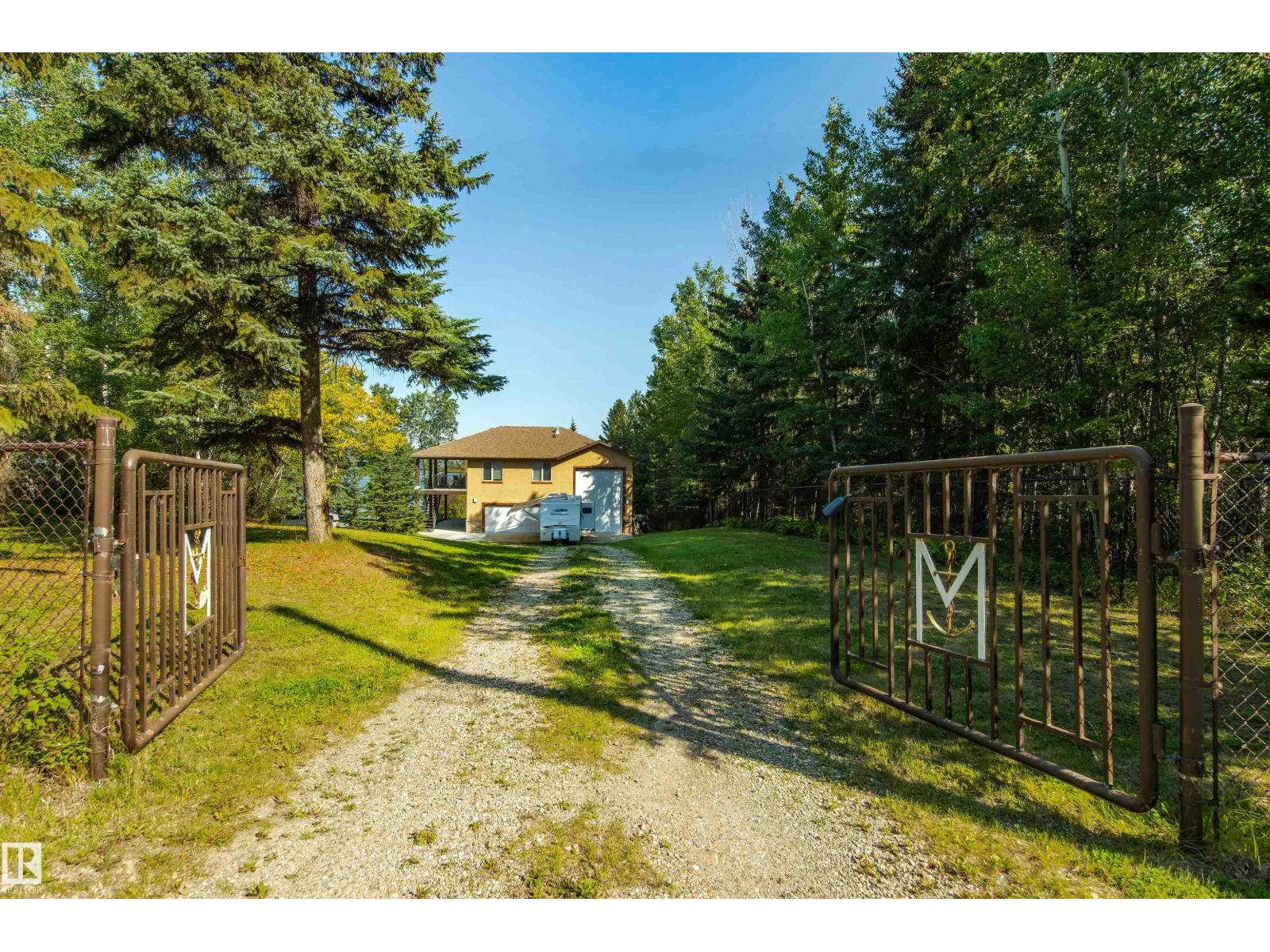 4 Sunshine Bay RD, Rural Parkland County