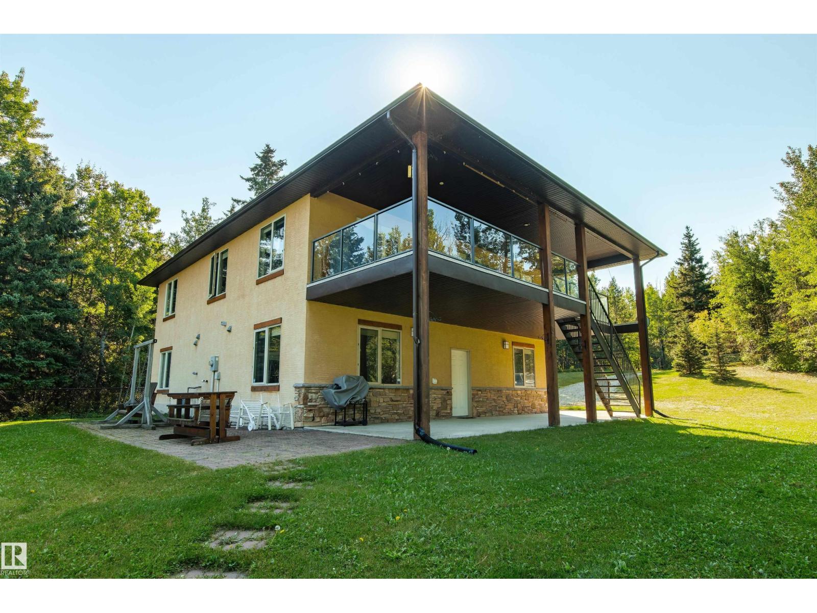 4 Sunshine Bay RD, Rural Parkland County