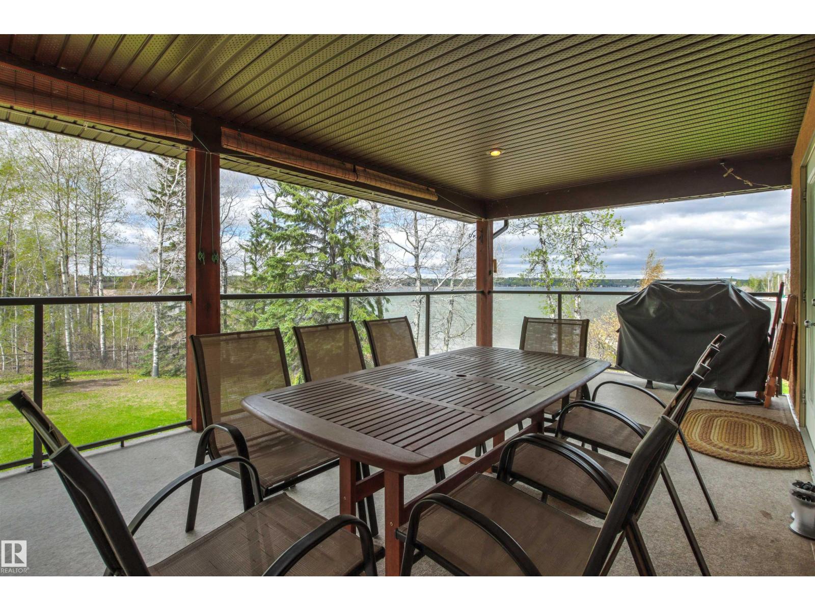 4 Sunshine Bay RD, Rural Parkland County