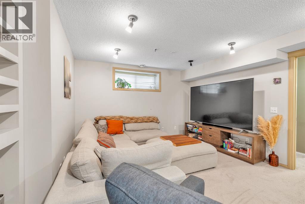 30 Sunset Heights, Cochrane