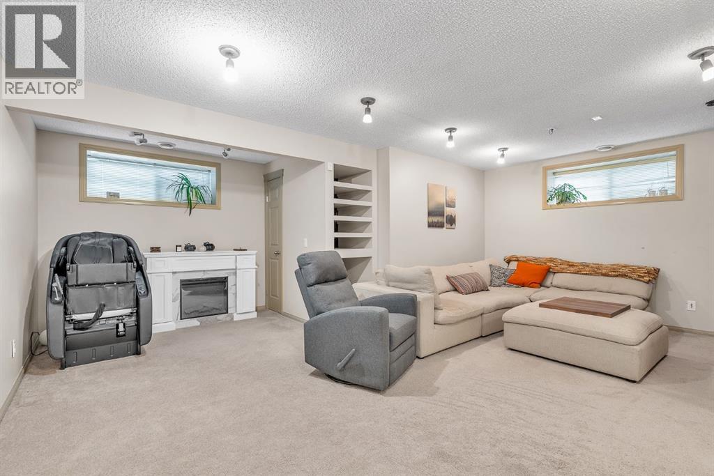 30 Sunset Heights, Cochrane
