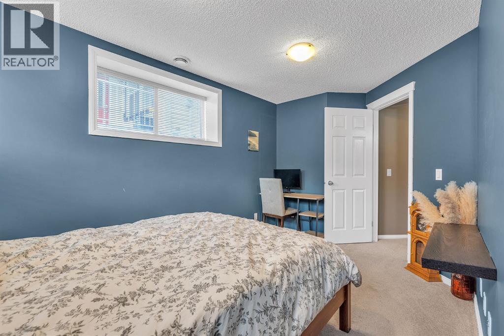 30 Sunset Heights, Cochrane