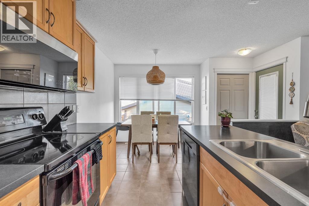 30 Sunset Heights, Cochrane
