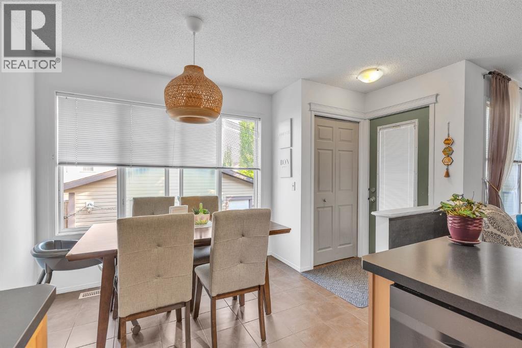 30 Sunset Heights, Cochrane