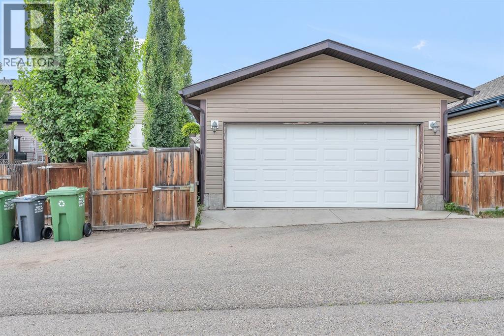 30 Sunset Heights, Cochrane
