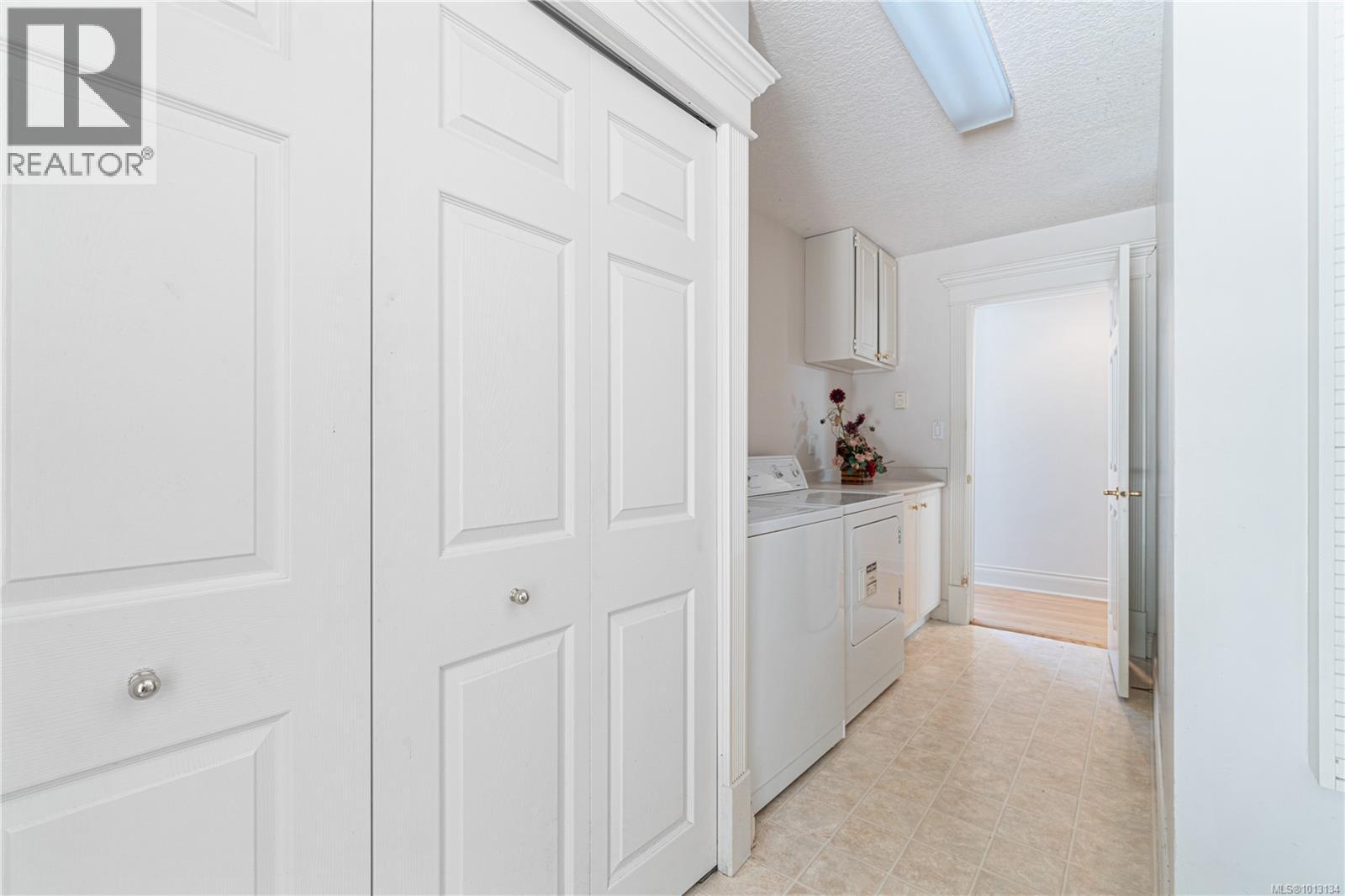 578 Wain Rd, Parksville