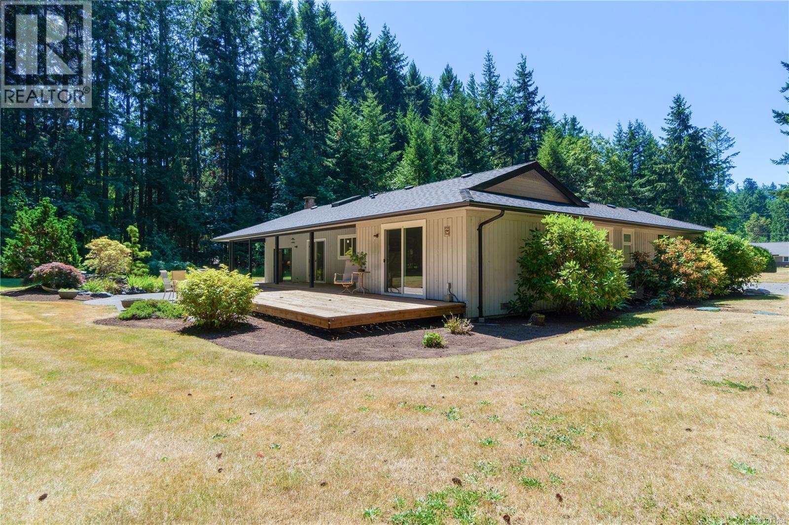 578 Wain Rd, Parksville