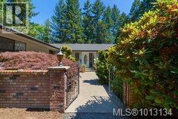 578 Wain Rd, Parksville
