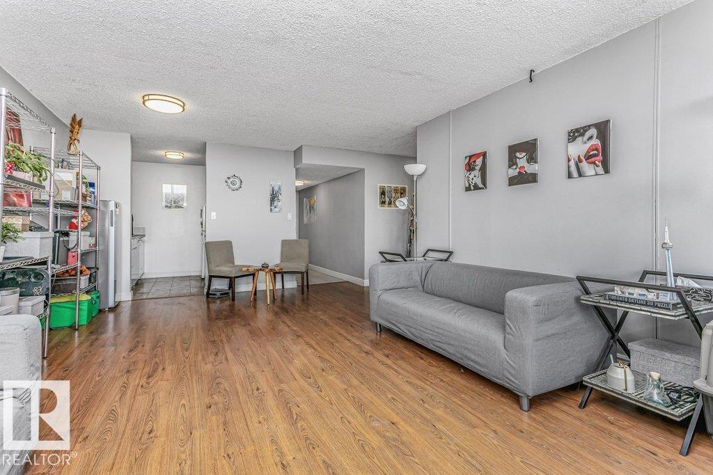 #143 8735 165 ST NW - 10