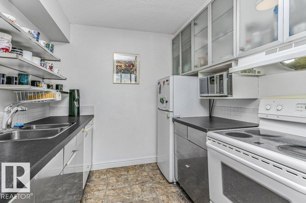 #143 8735 165 ST NW - 13