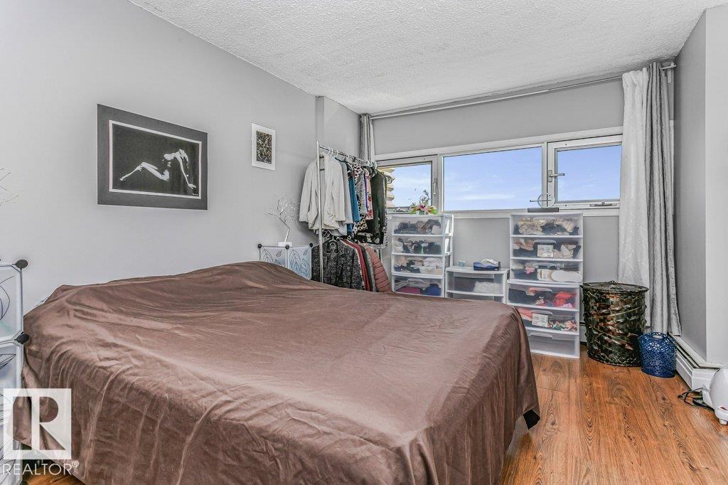 #143 8735 165 ST NW - 16