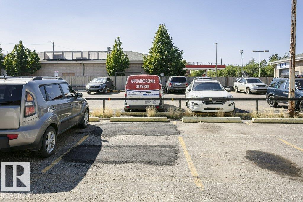 #143 8735 165 ST NW, Edmonton