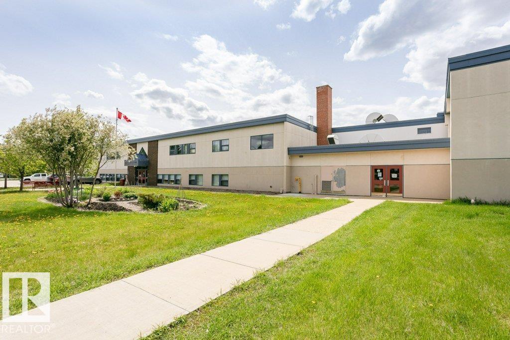 #143 8735 165 ST NW, Edmonton