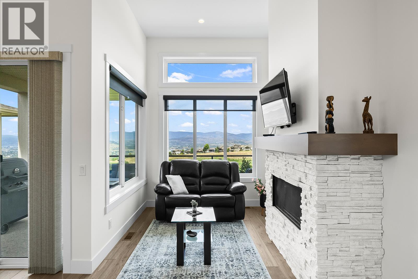 1436 Tower Ranch Drive, Kelowna