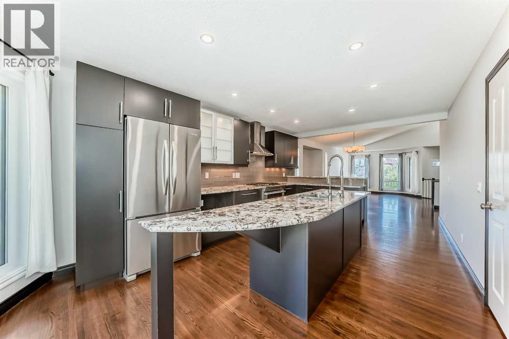 Single Family House Bungalow for Sale in  Douglas Shore Close SE Douglasdale/Glen Calgary 