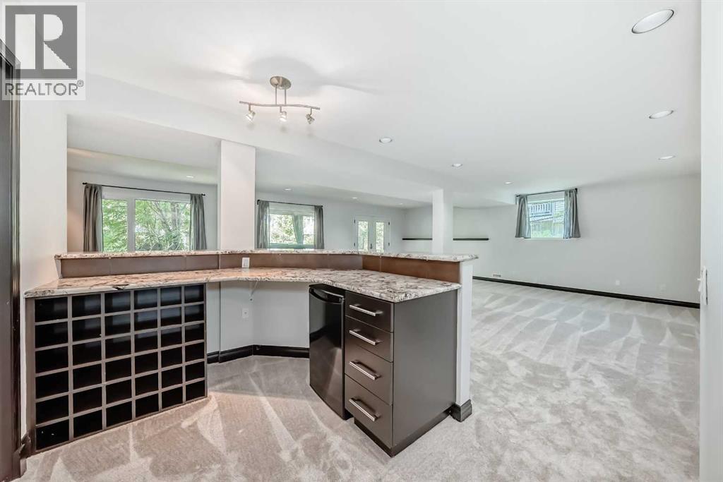 Single Family House Bungalow for Sale in  Douglas Shore Close SE Douglasdale/Glen Calgary 
