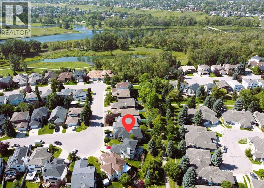 Single Family House Bungalow for Sale in  Douglas Shore Close SE Douglasdale/Glen Calgary 